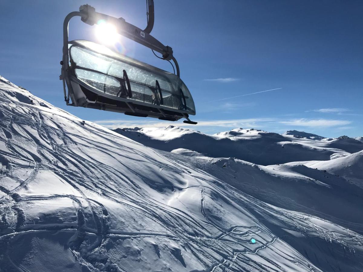 Two Bedroom Apartment La Voute, Chandon Near Meribel - Sleeps 4 Adults Or 2 Adults And 3 Children Les Allues Exterior photo